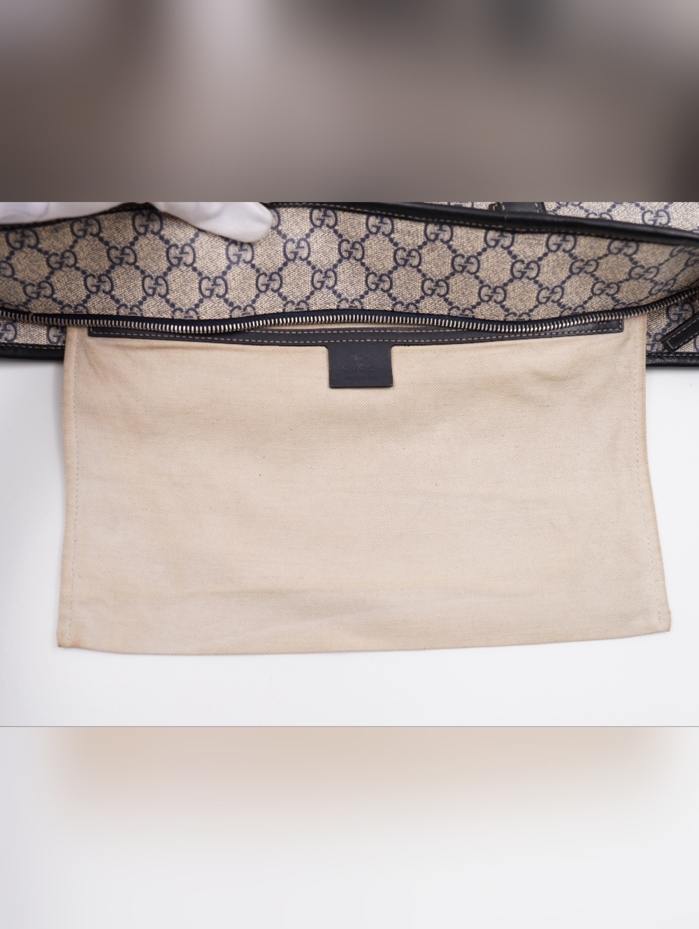 BY48 ❤️ Gucci GG Supreme Coated Canvas Joy Large Tote Bag - Picture 13 of 14
